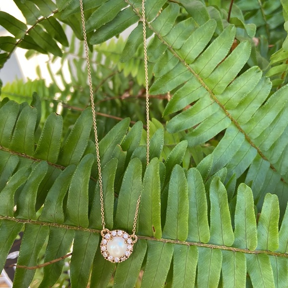 Authentic kate spade pearl necklace - Picture 2 of 7